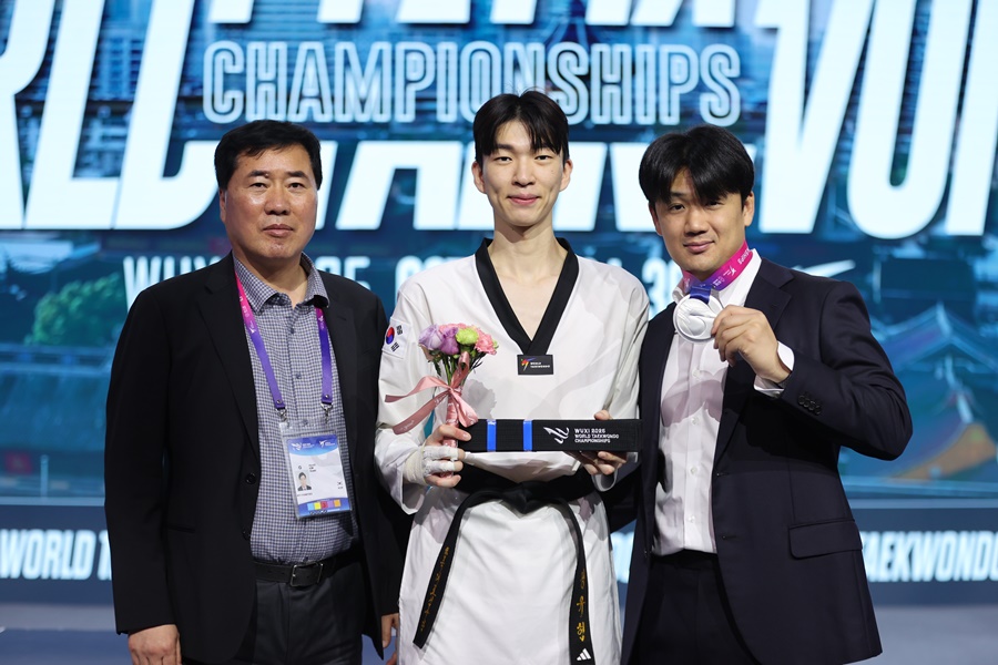 용인대 성유현(태권도학과), 세계태권도선수권 男 68㎏급 준우승