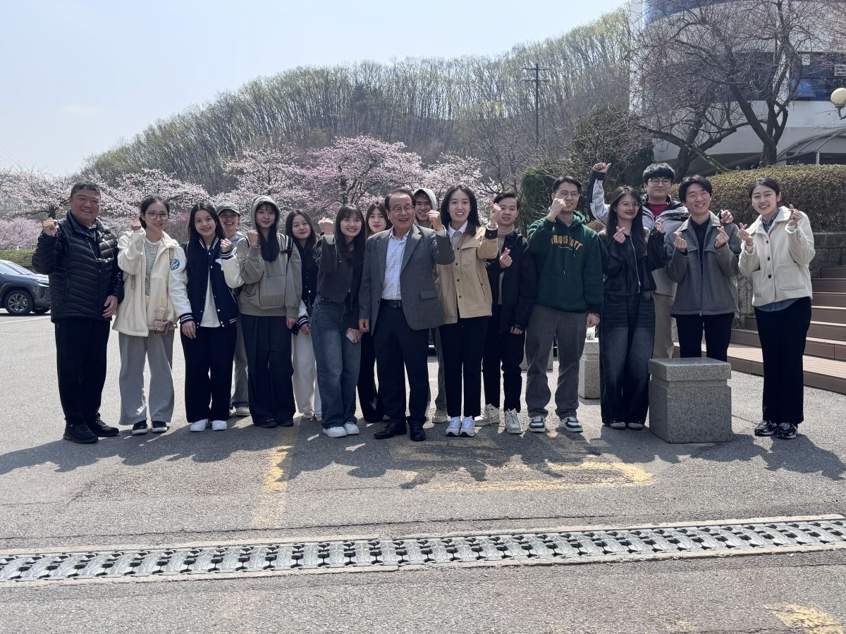 2025学年度第一学期外国留学生座谈会